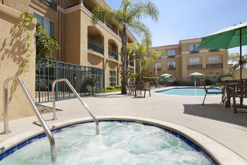 Hilton Garden Inn San Diego/Rancho Bernardo Poway Bagian luar foto
